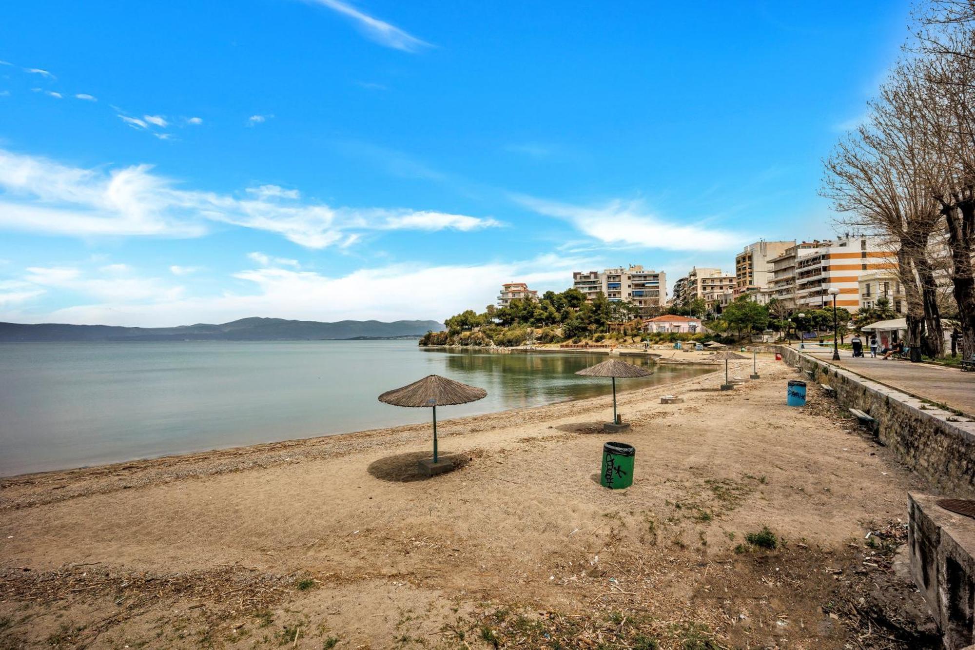 Fabulous Central Apartment Close To The Sea! Chalkís Buitenkant foto
