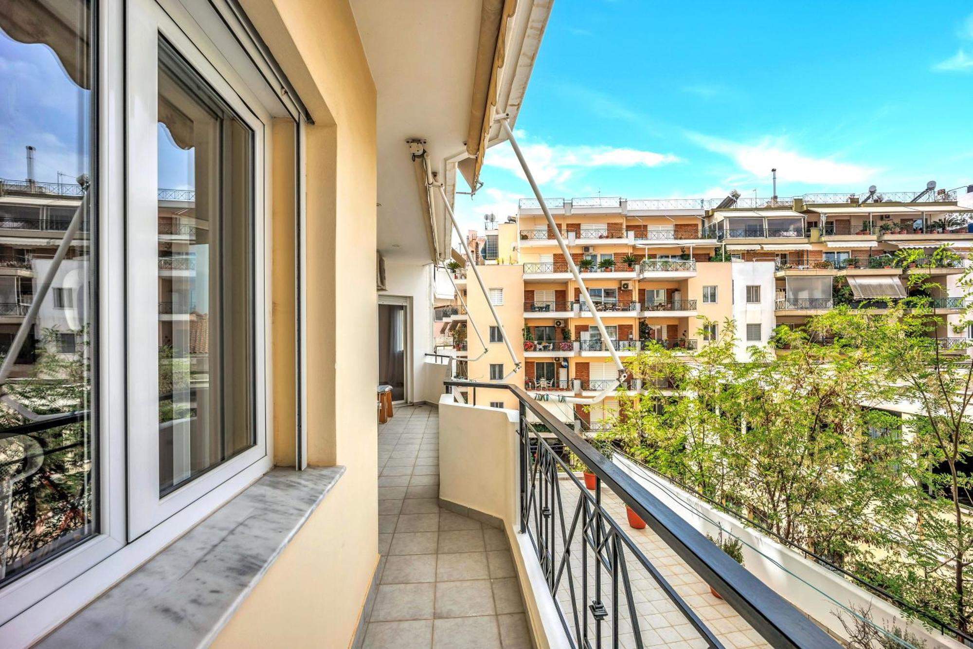Fabulous Central Apartment Close To The Sea! Chalkís Buitenkant foto